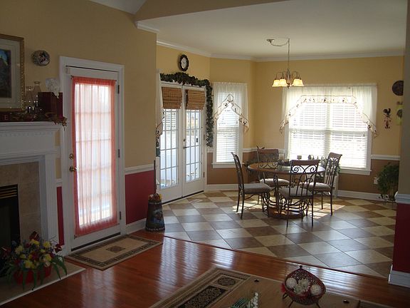 French Doors enhance the Breakfast Area