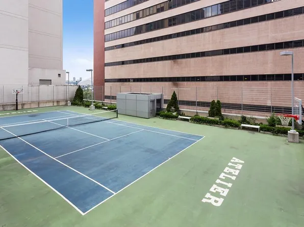 635 West 42nd Street image 28 of 47