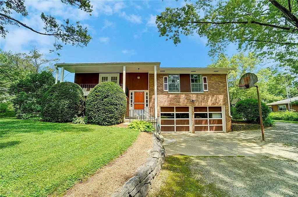 5221 Shiloh Springs Rd photo 1
