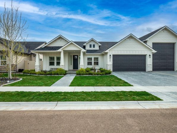 820 W Cedar Point Way, Nampa, ID 83686