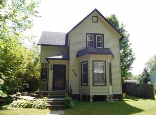 325 4th Ave W, Cresco, IA 52136