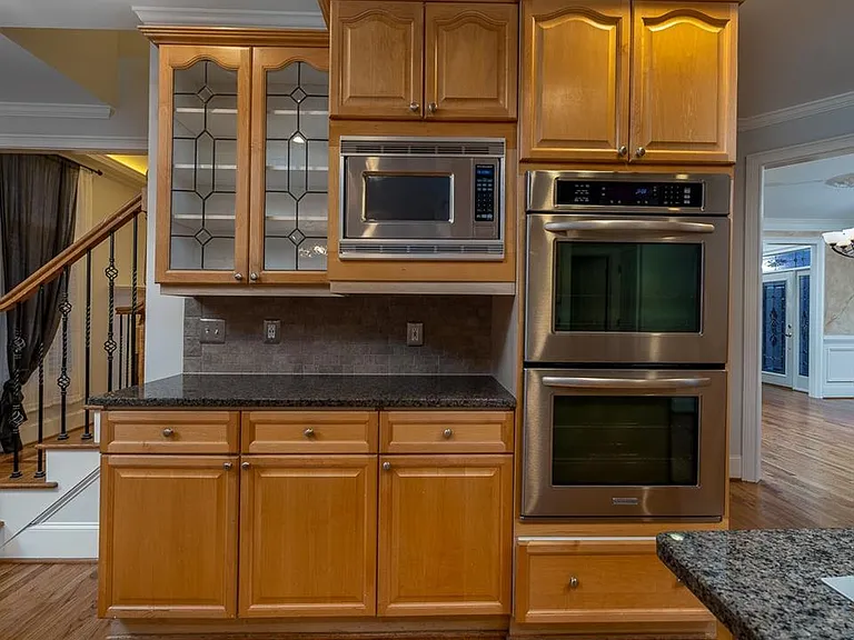 9445 Stoney Ridge Ln — Photo 33