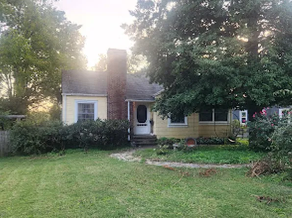 4407 Cypress Ln, Knoxville, TN 37920