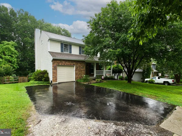 8225 Triple Crown Rd, Bowie, MD 20715