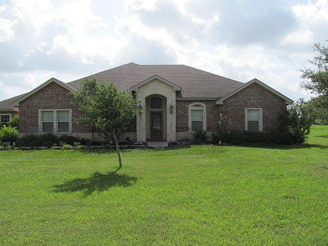 1st image of 1373 N San Patricio St