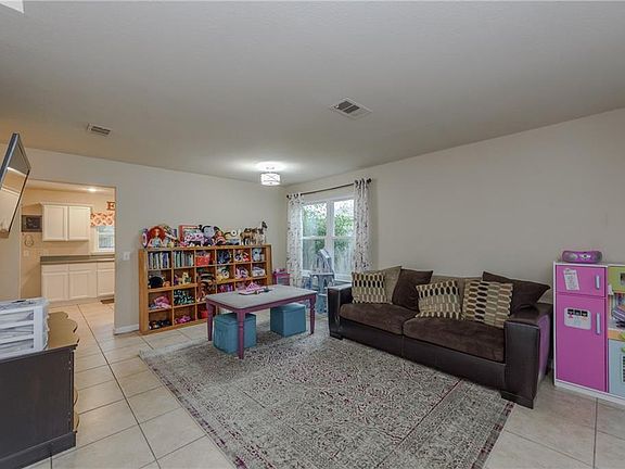 4th image of 1008 Wintercreek Dr