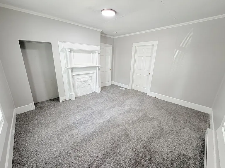 212 N Laura Wall Blvd — Photo 8