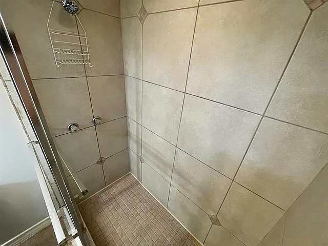2202 Okane St #10 — Photo 13
