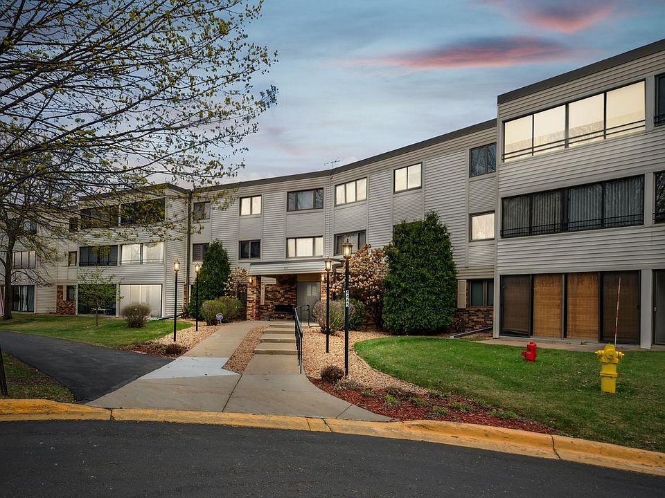 1st image of 4465 Trenton Ln N APT 205