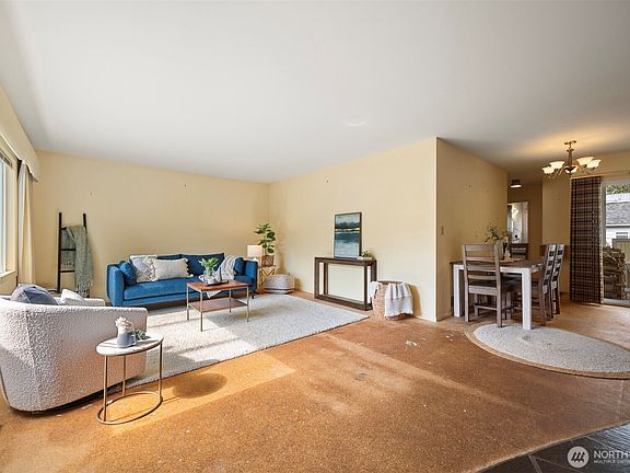 5th image of 1508 E Maplewood Avenue