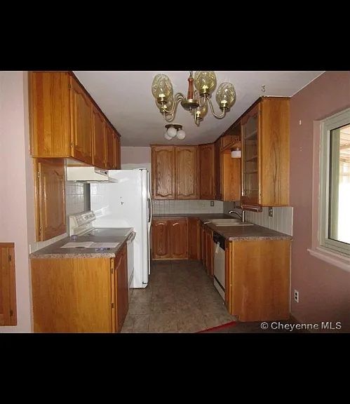 5036 Sagebrush Ave — Photo 6
