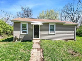 815 Old Smizer Mill Rd, Fenton, MO 63026