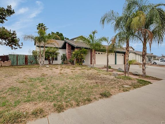 2nd image of 25316 Brodiaea Ave