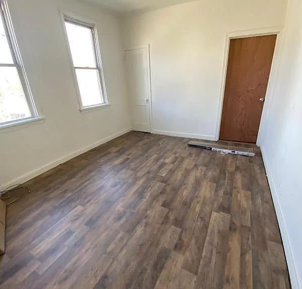 1101 Evans Ave #A — Photo 2