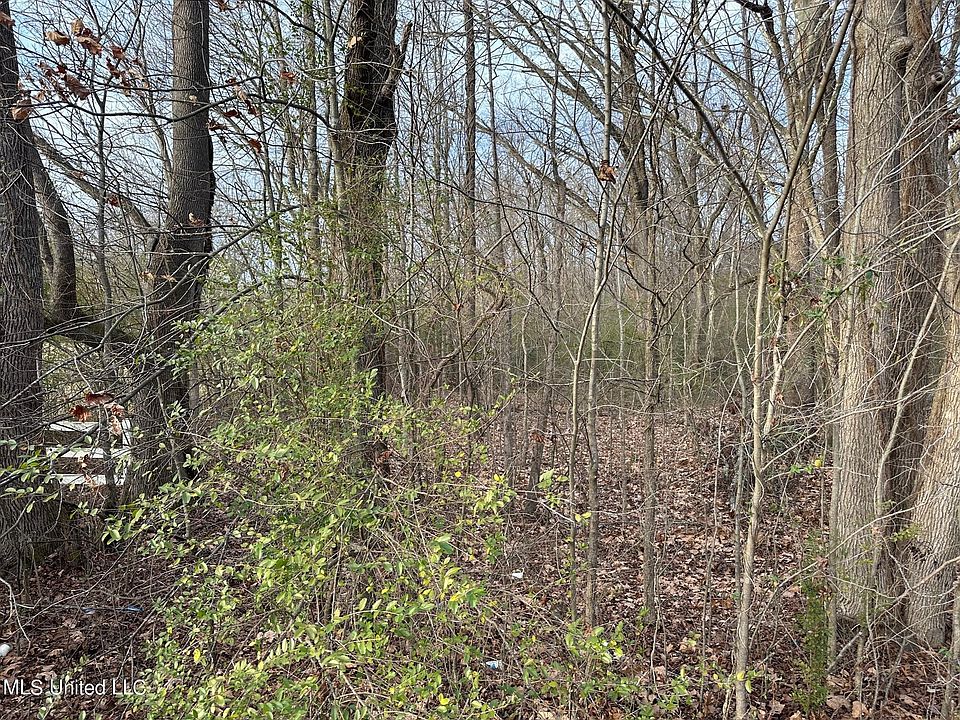 12.79 Country Club Rd, Senatobia, MS 38668 MLS 4068063 Zillow