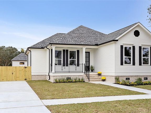 2nd image of 120 Mink Dr