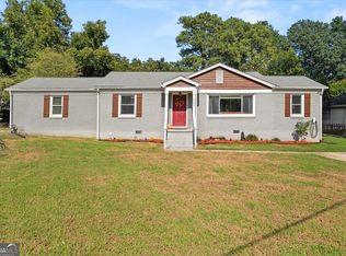 1563 Cloverdale Dr SE, Marietta, GA 30067