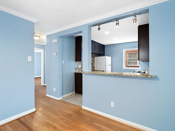 2nd image of 7038 Dartmouth Ave APT B