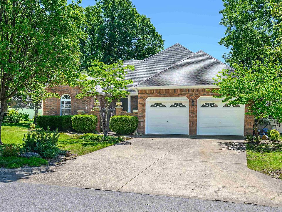 1st image of 606 Leatherwood Dr