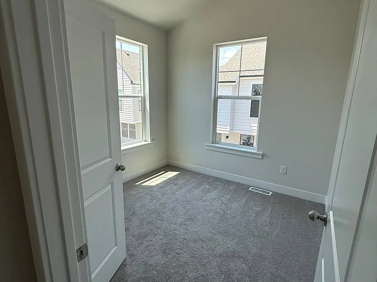 7343 S Sideline Ln — Photo 35