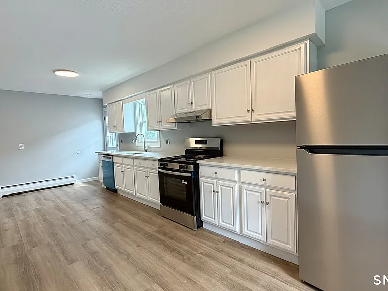 186 York St #1 — Photo 5