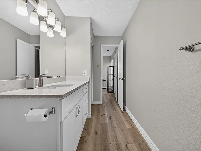 3115 Helms St #314 — Photo 21