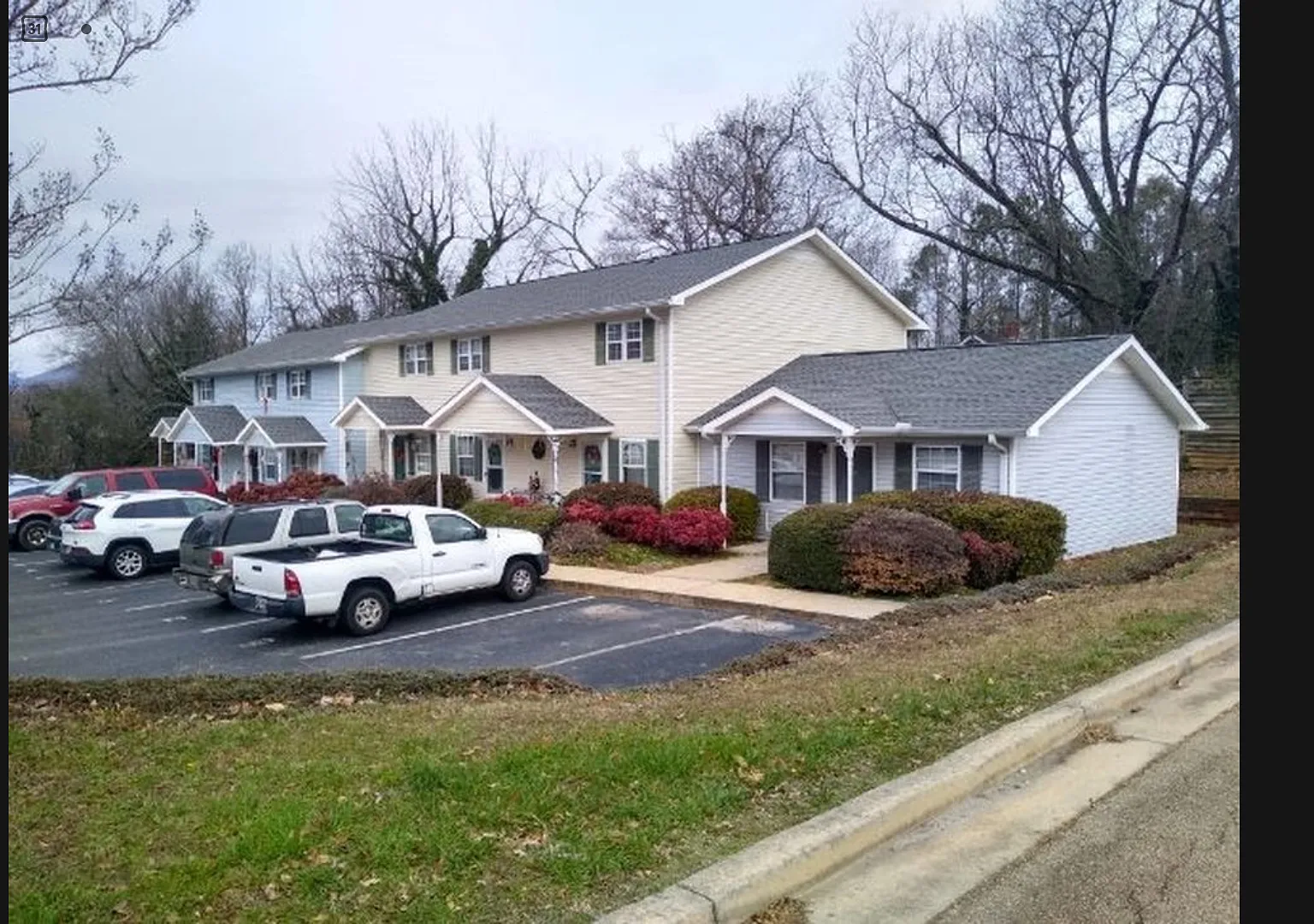 2 bed, 1.5 bath, 1000 sqft, $1,250 — Photo 2