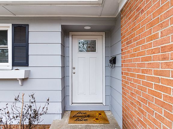 4th image of 456 Albemarle Dr