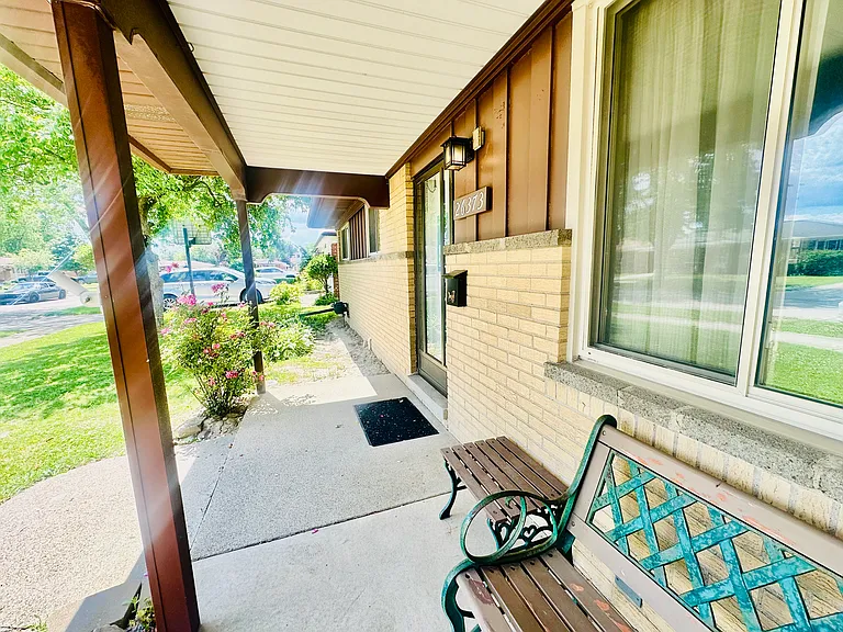 26373 Curie Ave — Photo 4