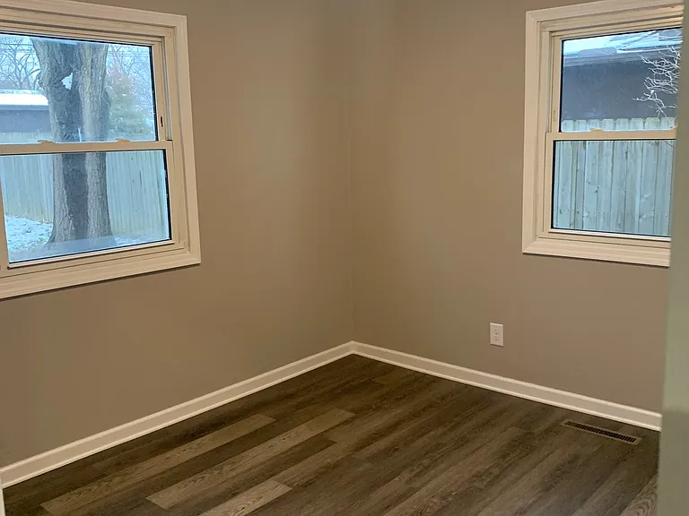 3551 Paxton Dr — Photo 15