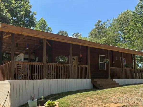 1431 Mountain Creek Rd, Rutherfordton, NC 28139