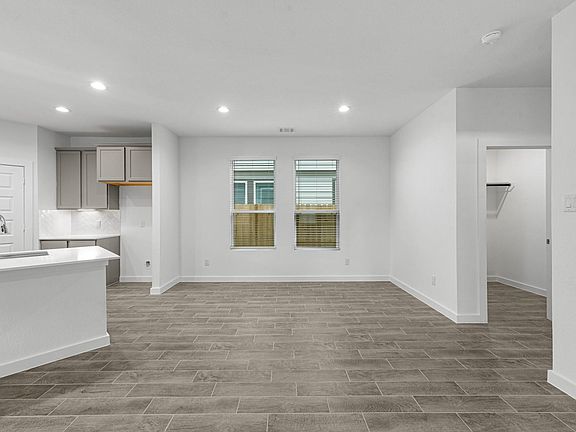 4th image of 6415 Old Cypress Landing Ln