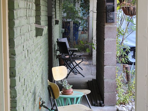 Front Porch on Mary