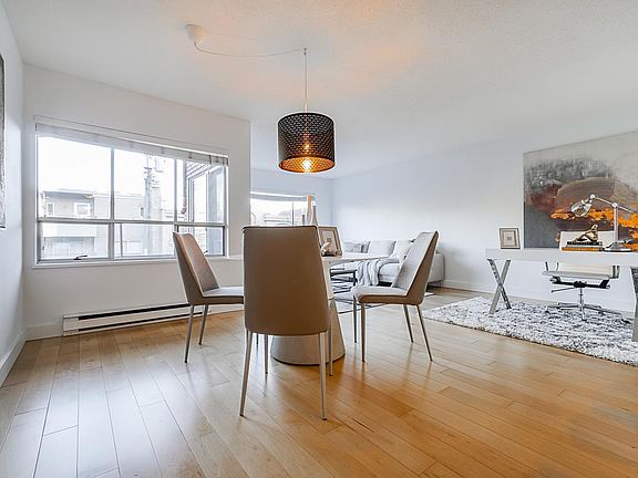 3rd image of 2412 Alder St #101