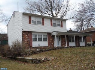 10 Tavenkeep Rd, Newark, DE 19711