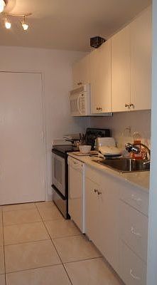 5th image of 9800 W Bay Harbor Dr APT 612