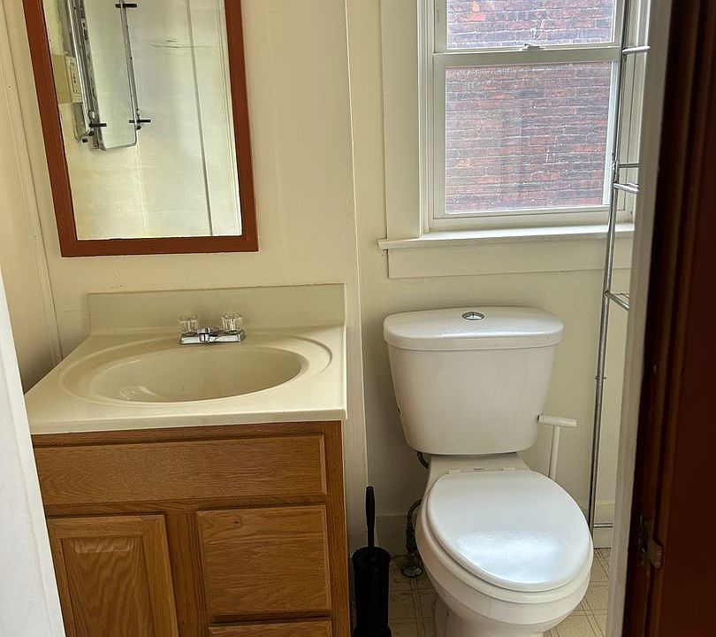 709 Pennsylvania Ave 709 Pennsylvania Ave York PA Zillow