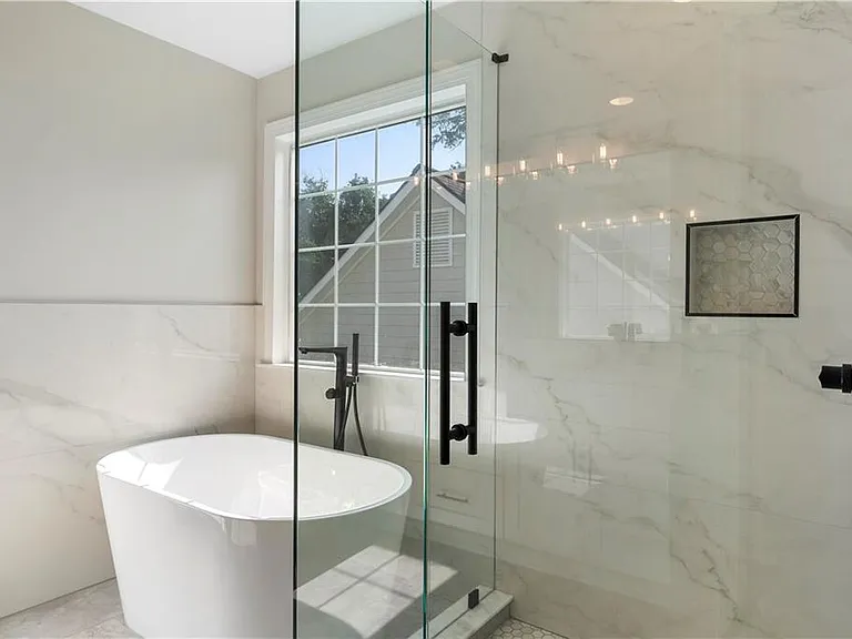 1025 Rome Dr — Photo 15