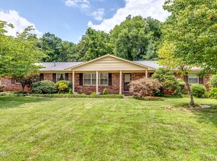 721 Coventry Rd, Knoxville, TN 37923
