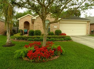 1854 Sherwood Forest Cir, League City, TX 77573