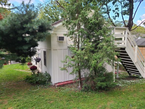 (undisclosed Address), Northport, NY 11768