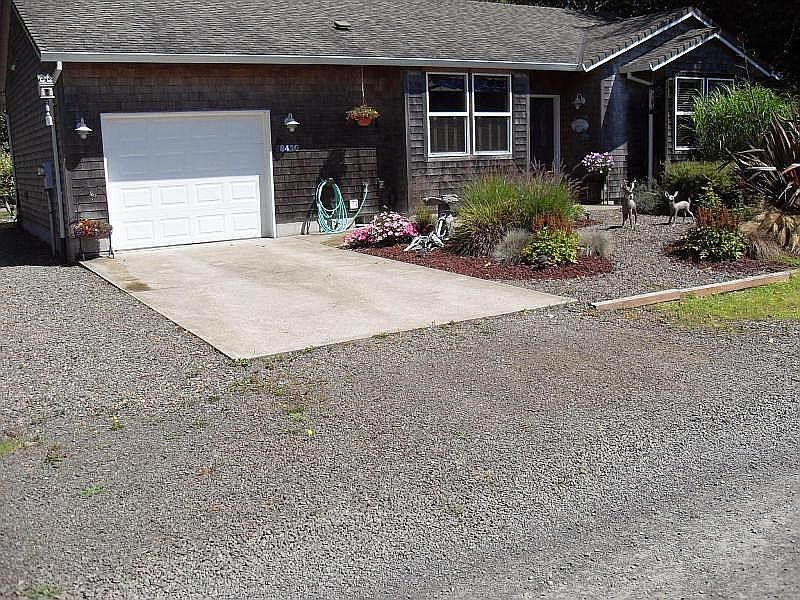 8420 Hollyhock St, Rockaway Beach, OR 97136 Zillow