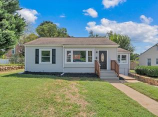 2507 Vancouver Dr NW, Roanoke, VA 24012