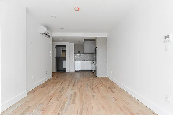 Rented by ERNY LLC | media 5