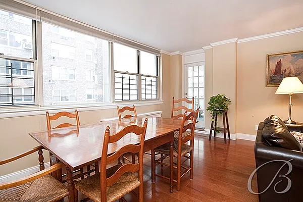 Sold by Bellmarc Realty | media 26