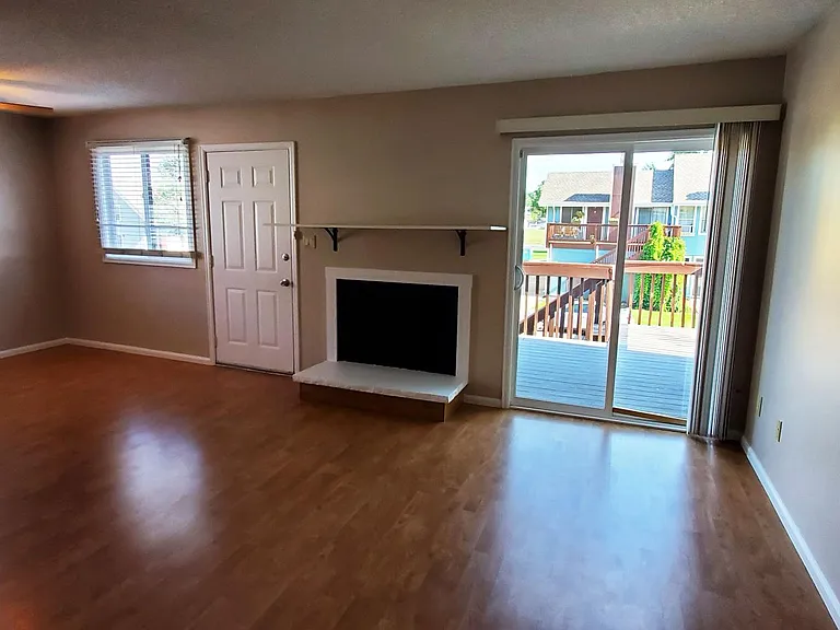 331 Sundance Cir N #D804 — Photo 3