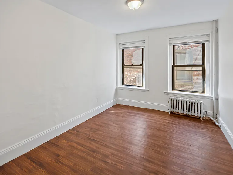 866 Huntington Ave #2 — Photo 17
