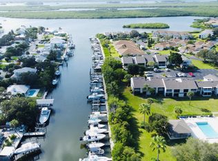 3216 S Lakeview Cir #5202, Fort Pierce, FL 34949