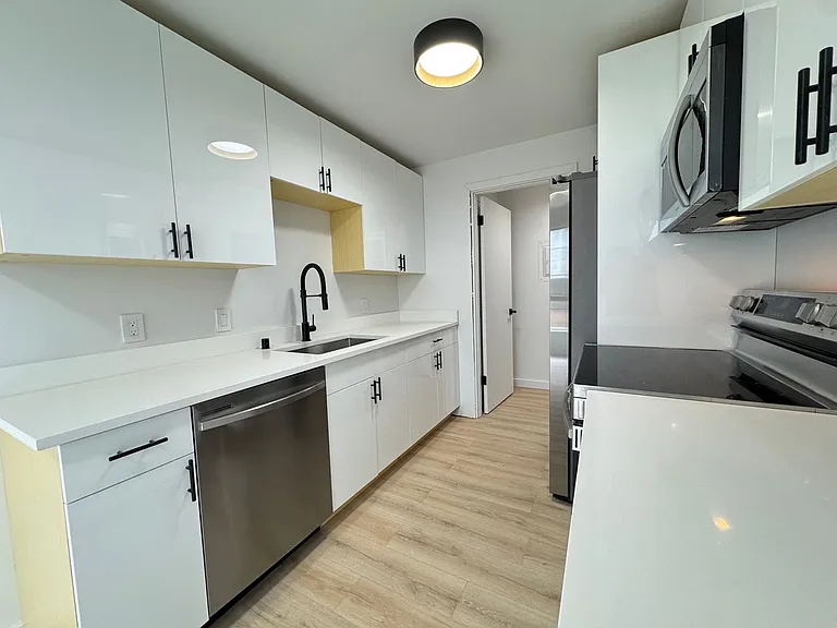 White Heather Apartments | Newly Renovated One and Two Bedroom Homes — Photo 15