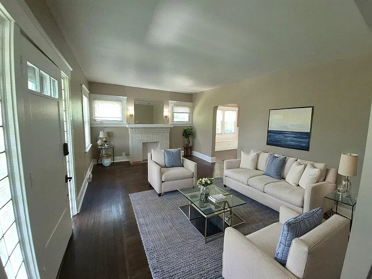 4939 Western Hills Ave — Photo 2